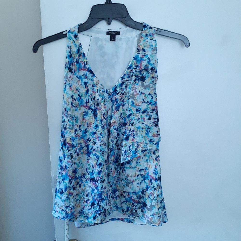 Ann Taylor 6 flowy blue blouse sleeveless top shirt m career office